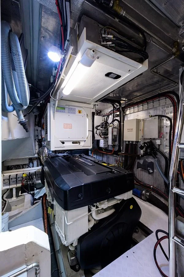 a machine with many wires aboard SOCIAL DISTANCING Yacht for Sale