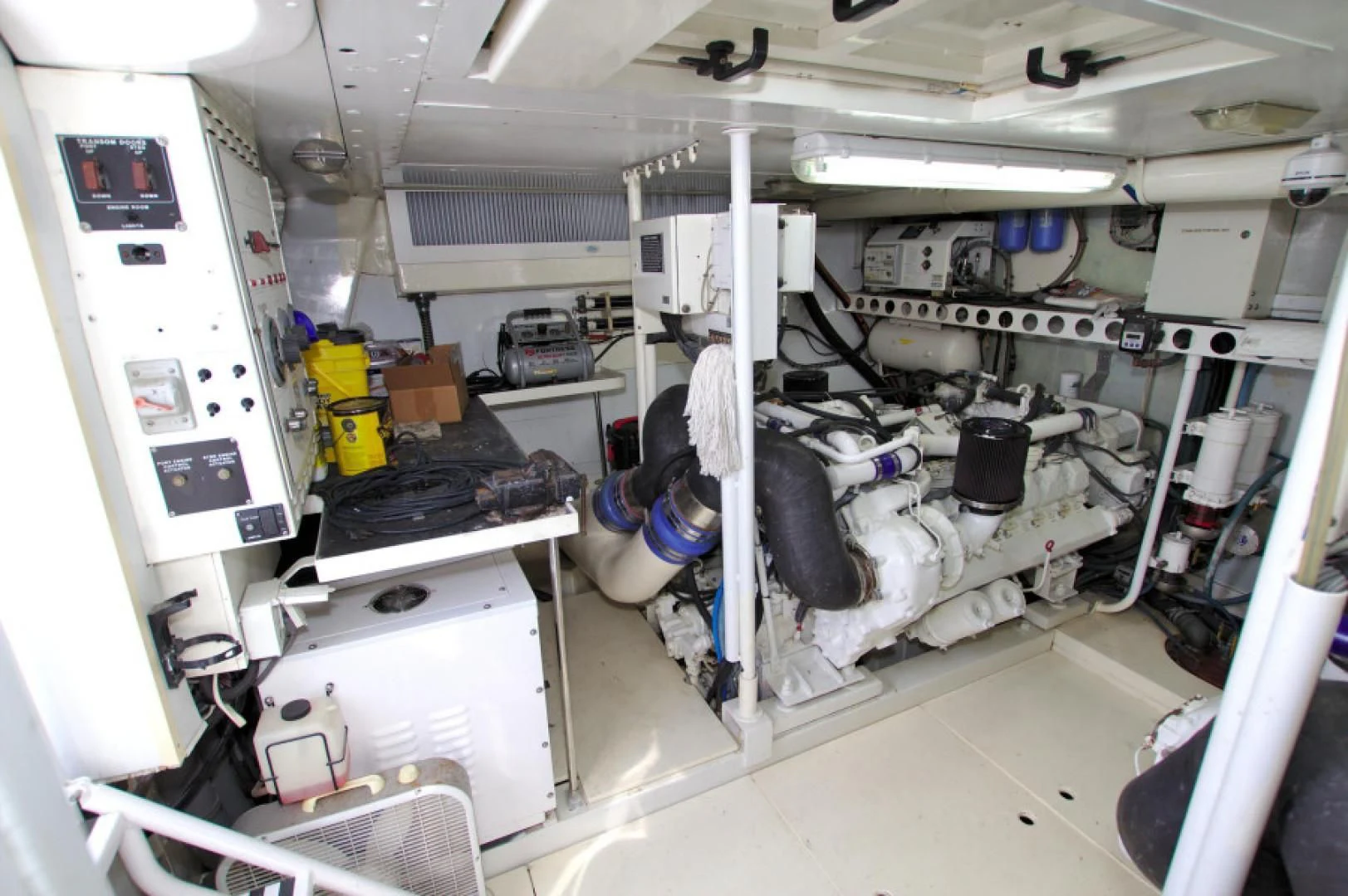 a room with equipment and equipment aboard CHRISTMAS SPIRIT Yacht for Sale