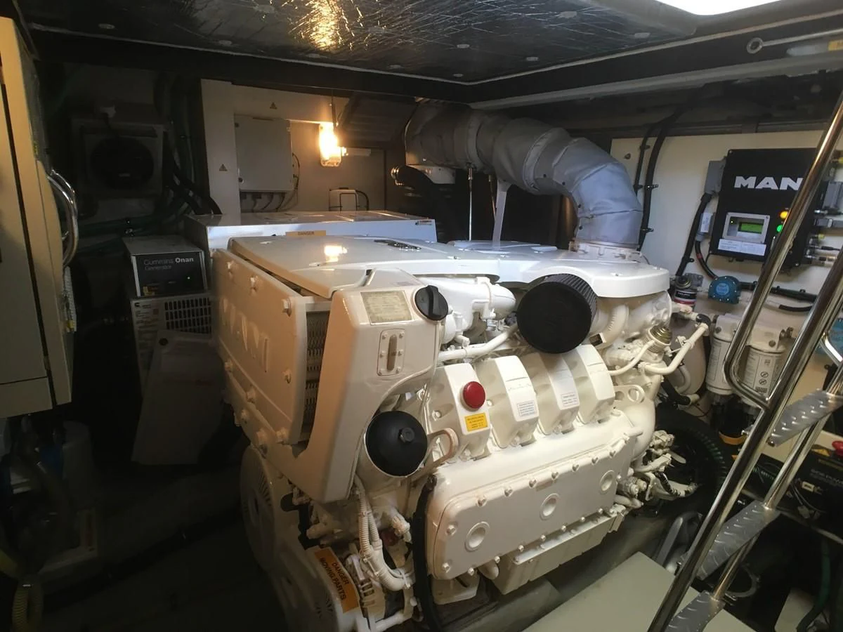 a machine in a room aboard SUNSEEKER MANHATTAN 63 Yacht for Sale