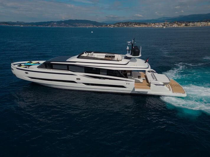 a boat on the water aboard IL SOGNO Yacht for Sale