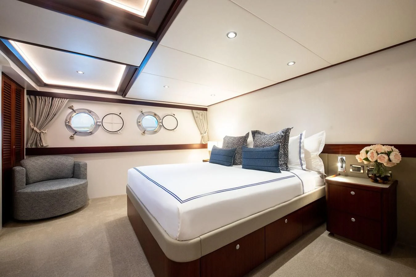 a bed in a room aboard LATITUDE Yacht for Sale