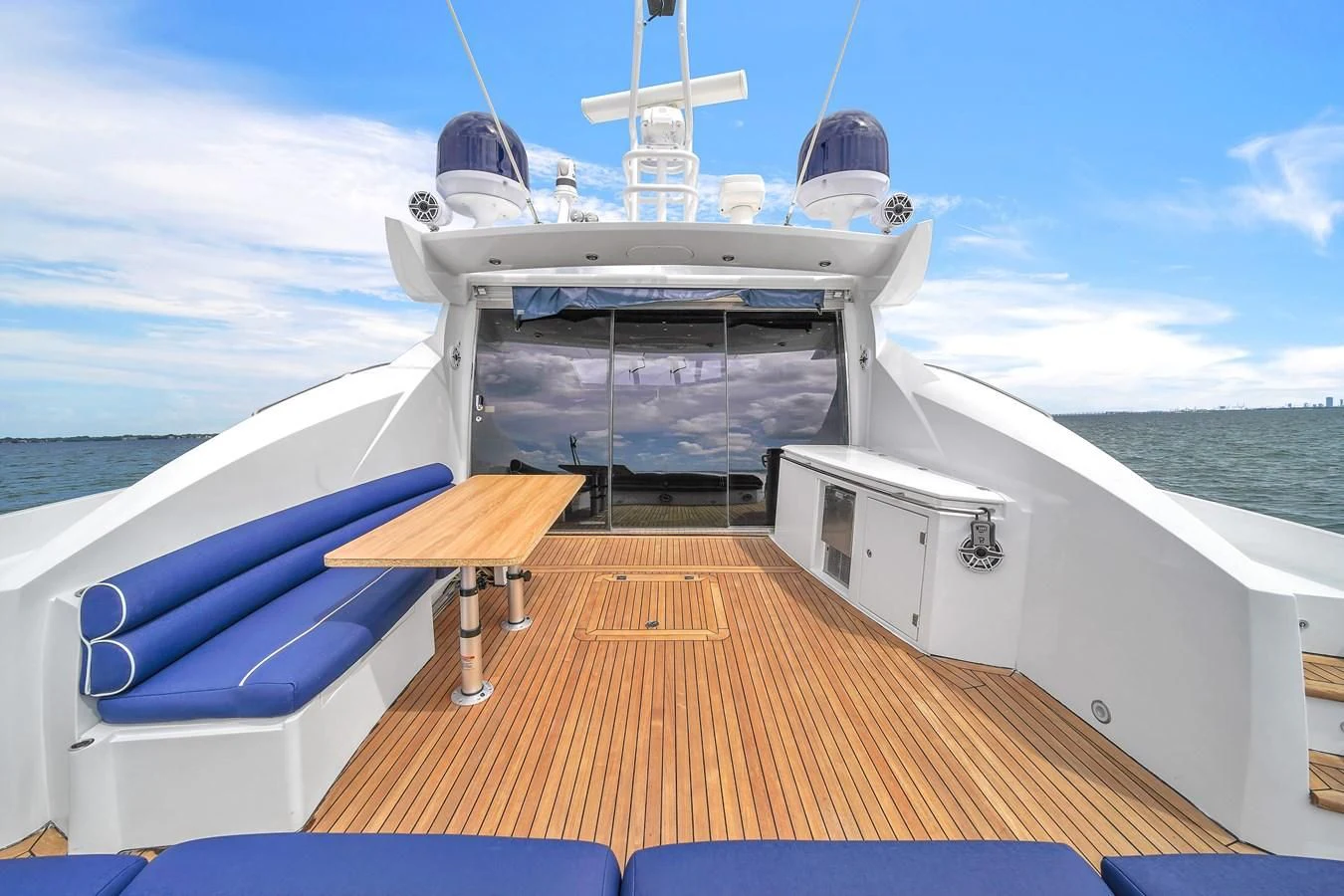 a boat on the water aboard 82' SUNSEEKER PREDATOR 82 Yacht for Sale