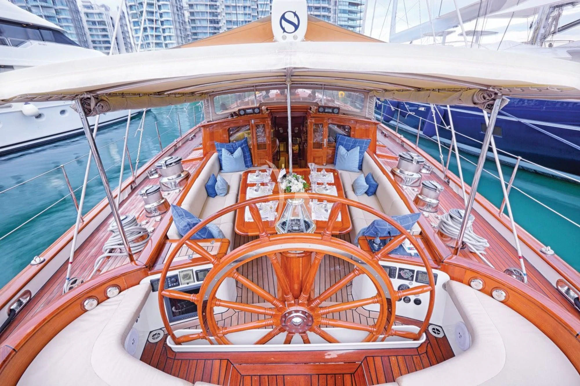 the inside of a boat aboard SHAMOUN Yacht for Sale