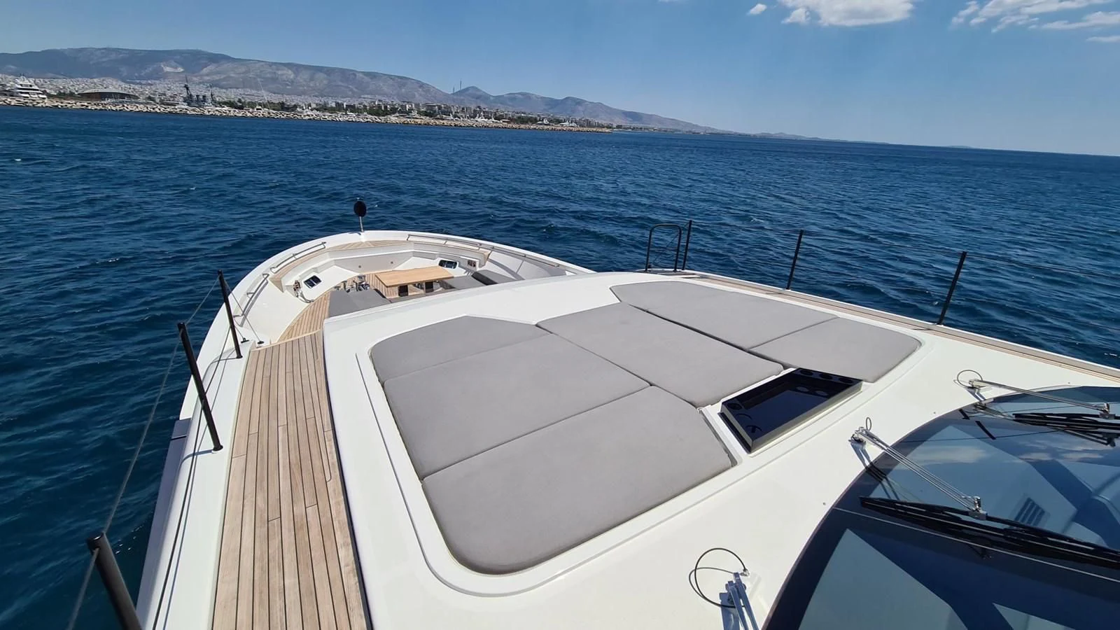 a boat on the water aboard 2021 SANLORENZO SD96 #95 Yacht for Sale