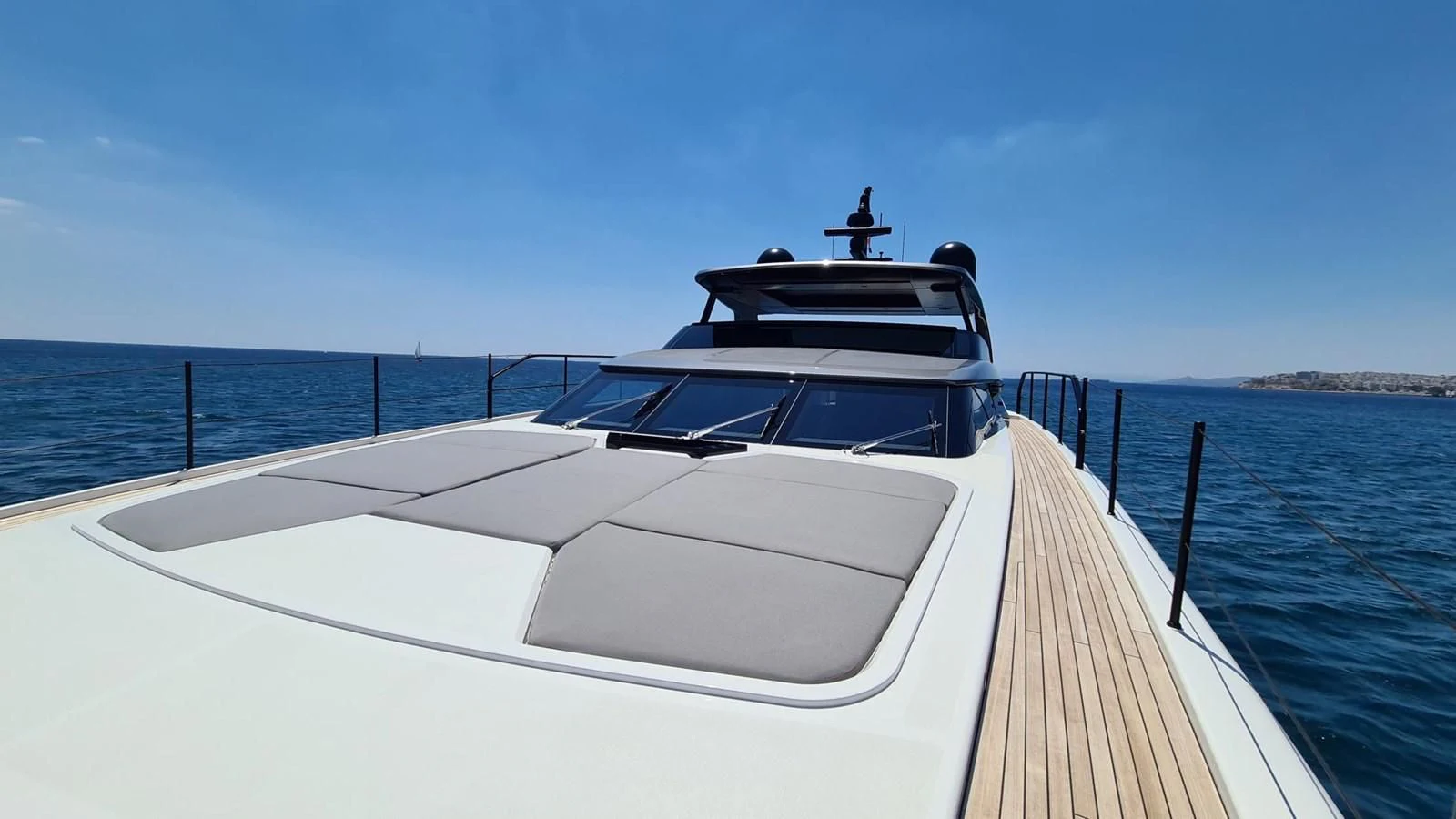 a boat on the water aboard 2021 SANLORENZO SD96 #95 Yacht for Sale
