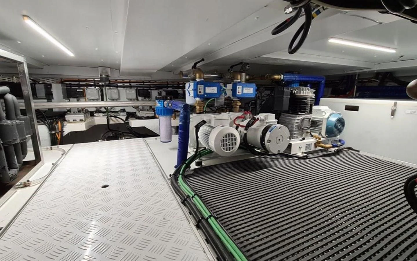 a machine in a factory aboard 2021 SANLORENZO SD96 #95 Yacht for Sale