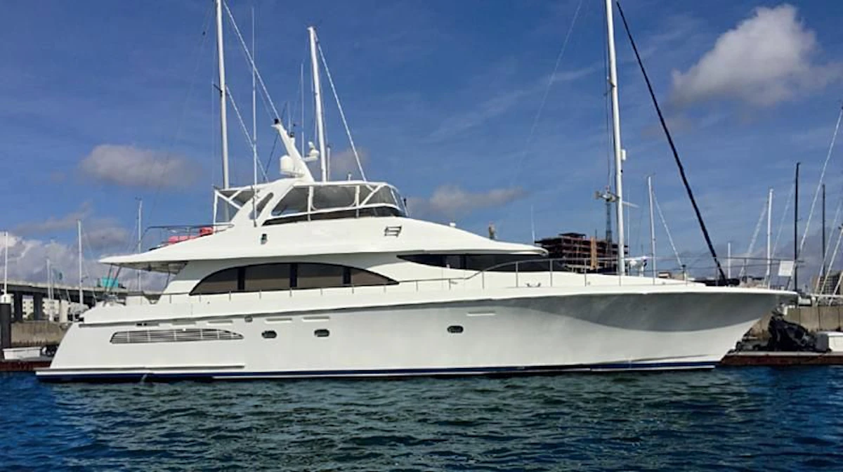 MOONSHINE Yacht for Sale in FL | 82' 1