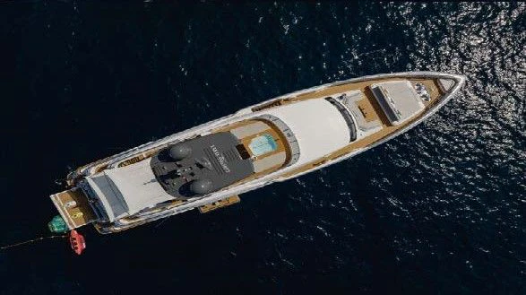 a space ship in space aboard HAIAMI I Yacht for Charter