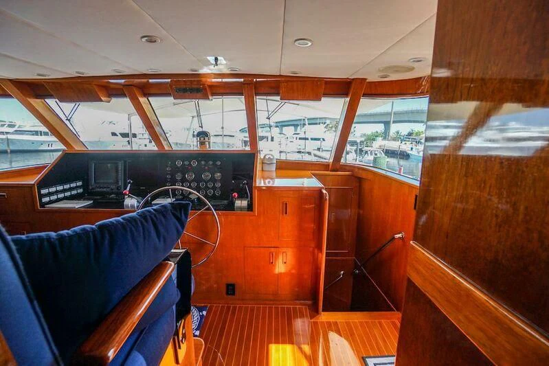 inside of a boat aboard MOMMA BEAR Yacht for Sale
