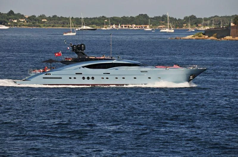 a white boat in the water aboard WAVERUNNER Yacht for Sale