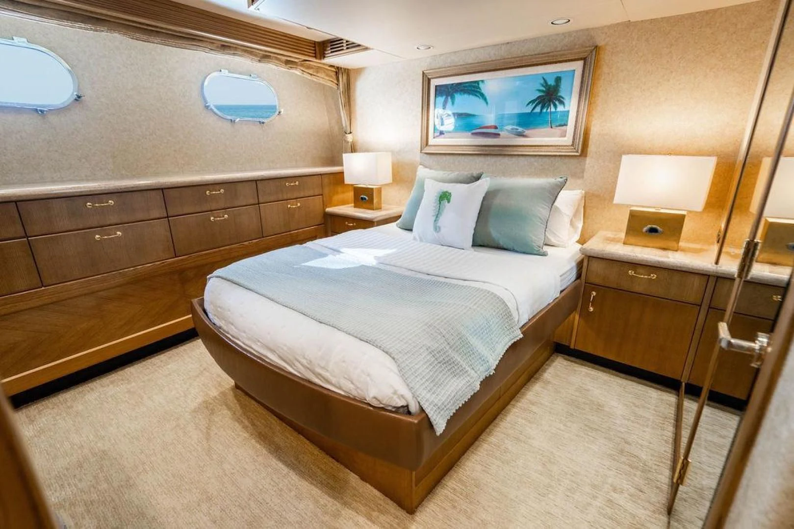 a hotel room with a bed aboard NORTH COAST 120 Yacht for Sale