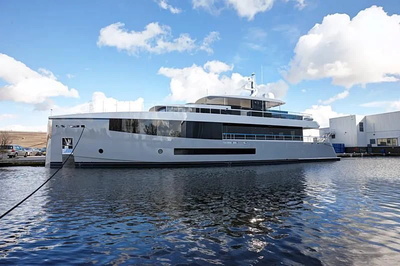 a white yacht in the water aboard GRAYCLIFFS Yacht for Sale