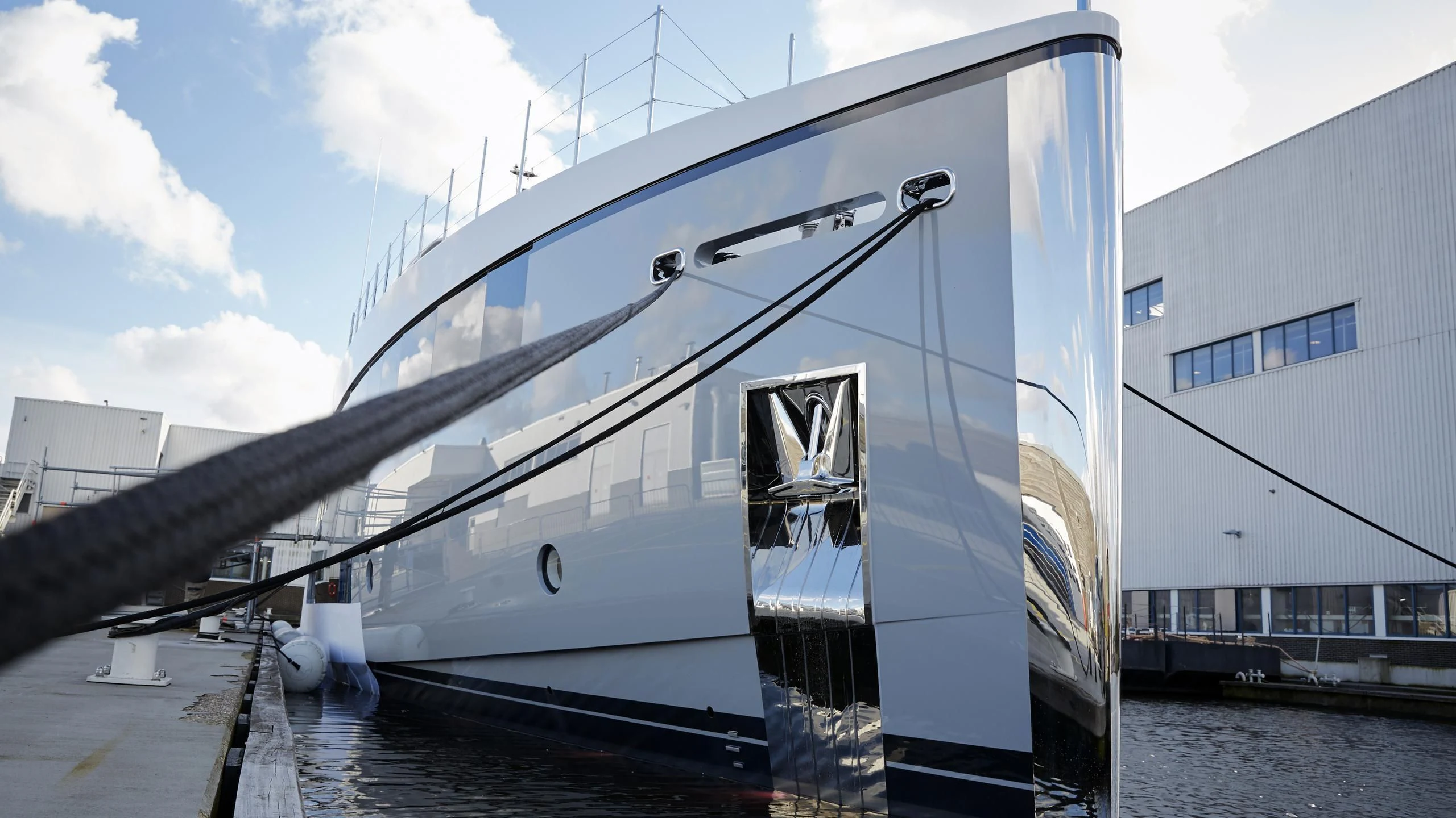a large building with a glass roof aboard GRAYCLIFFS Yacht for Sale