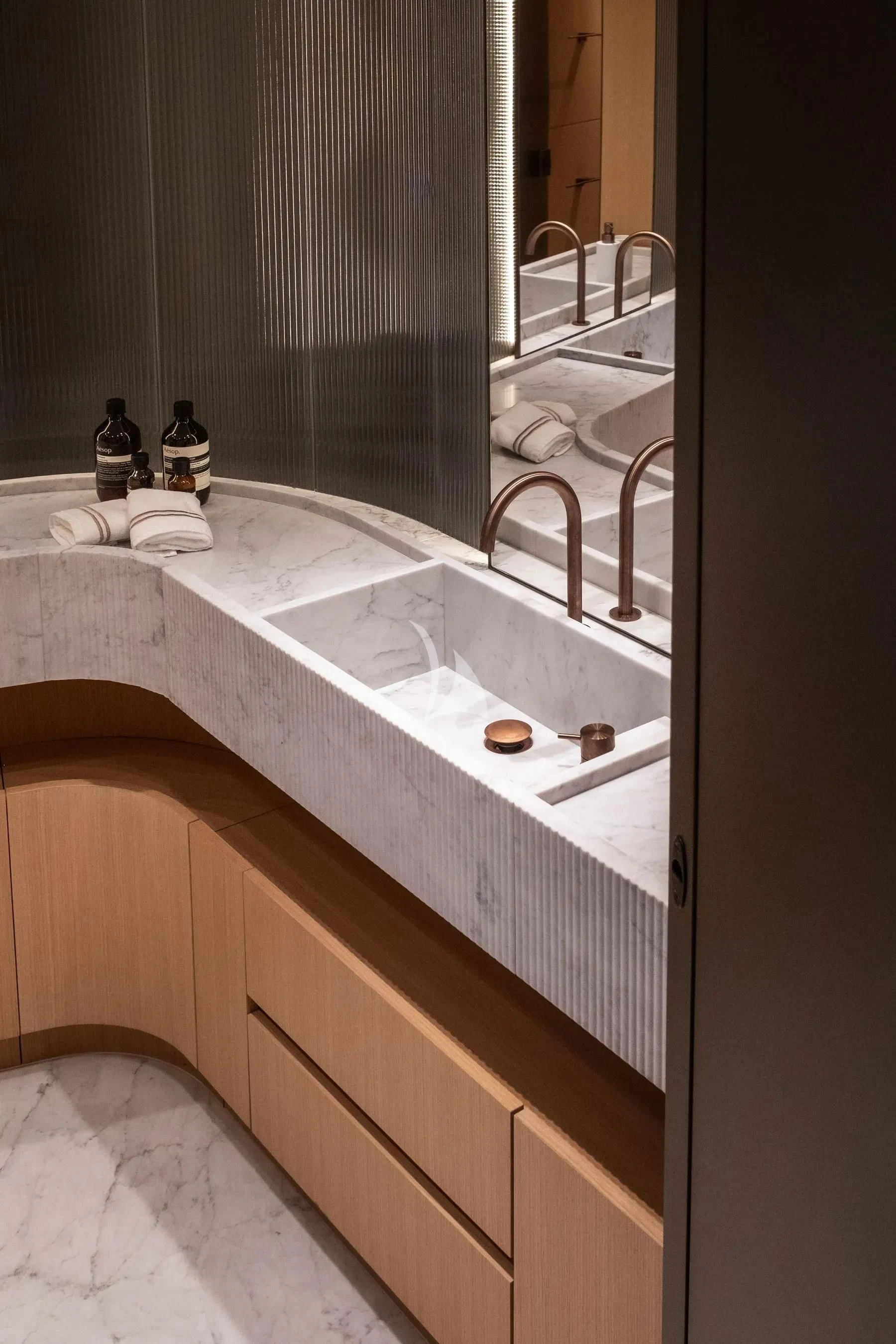 a bathroom with a large tub aboard AKIRA Yacht for Sale
