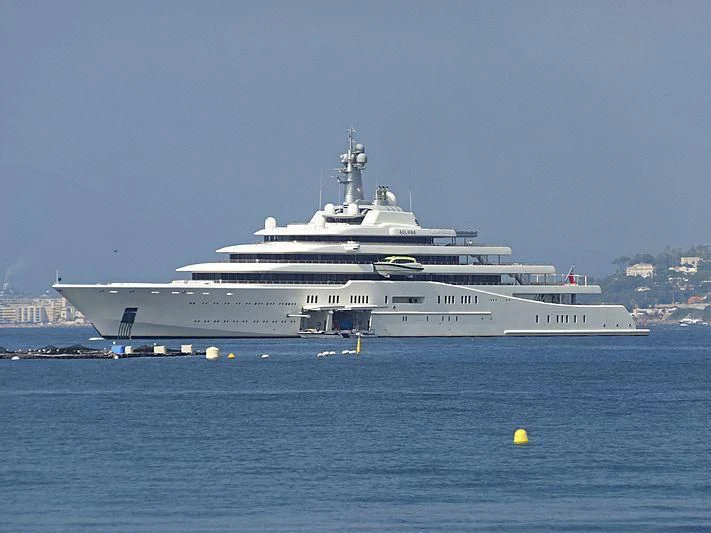 a large cruise ship in the water aboard ECLIPSE Yacht for Sale