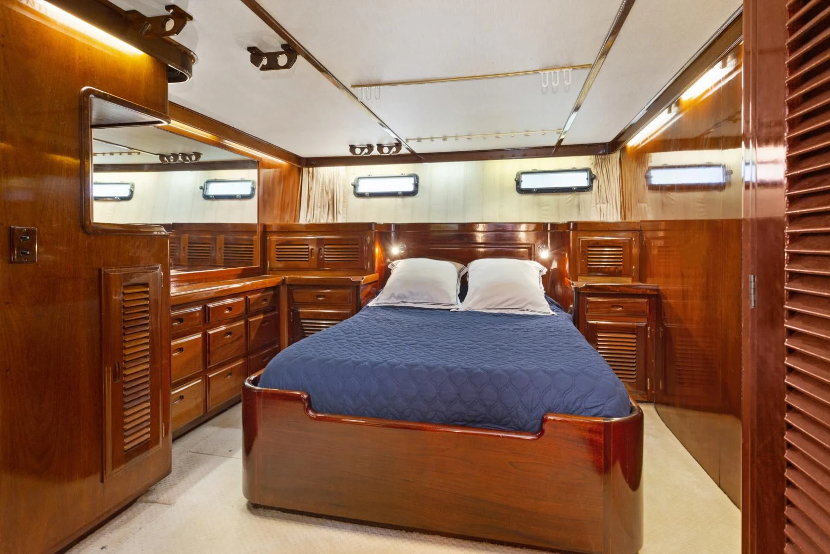 a bed in a cabin aboard EL AMO Yacht for Sale