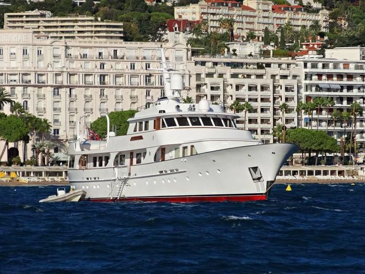 a boat on the water aboard SEAGULL OF CAYMAN Yacht for Sale
