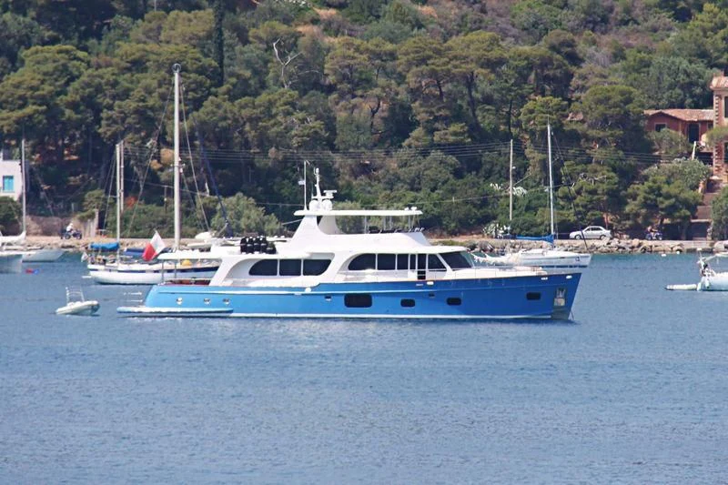 a boat in the water aboard PRIMA MEA Yacht for Sale