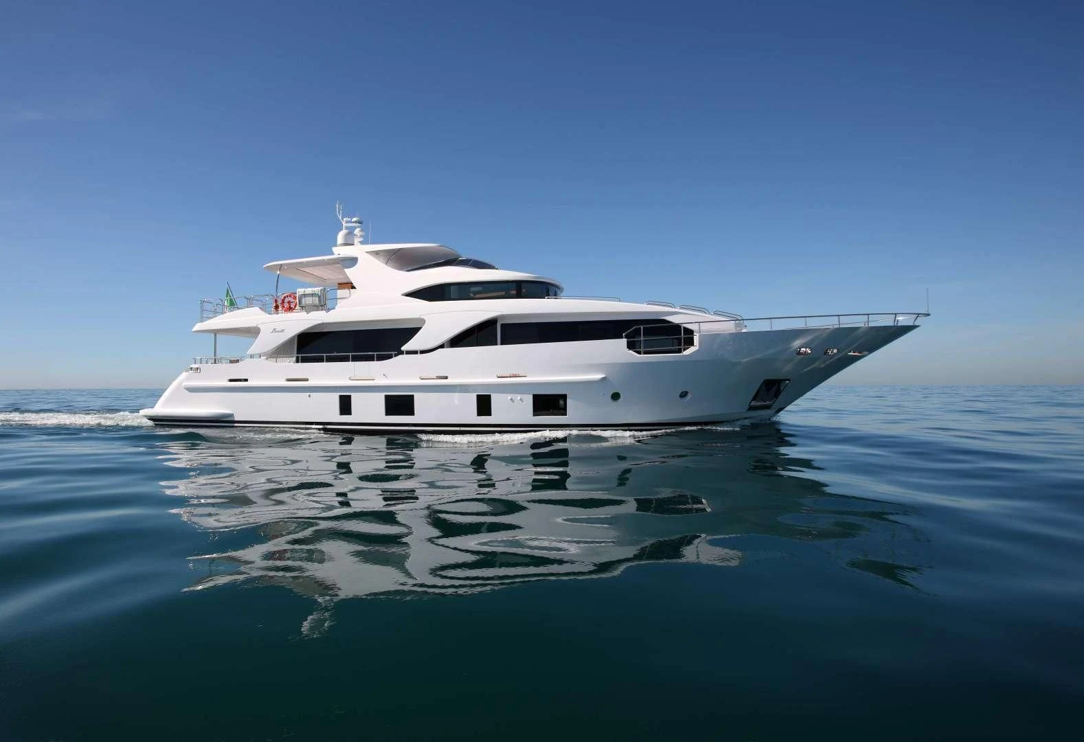 a white yacht in the water aboard NOVASTAR Yacht for Sale