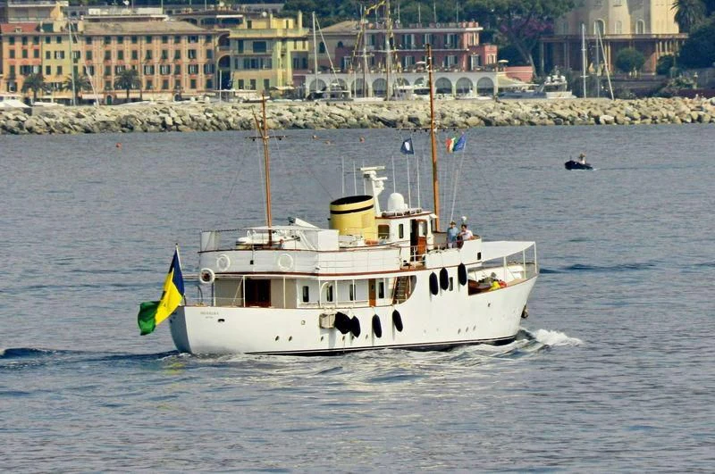 a boat sailing on the water aboard DEIANEIRA Yacht for Sale