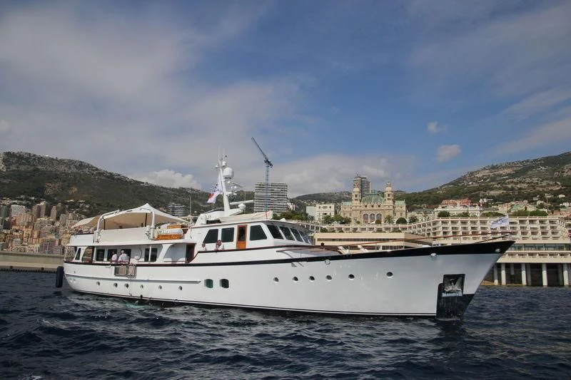 a boat in the water aboard HEAVENLY DAZE Yacht for Sale