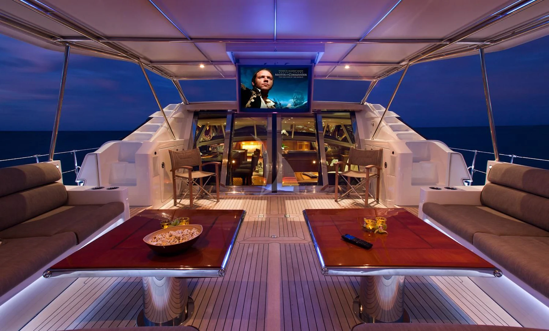 GENEVIEVE yacht charter 5