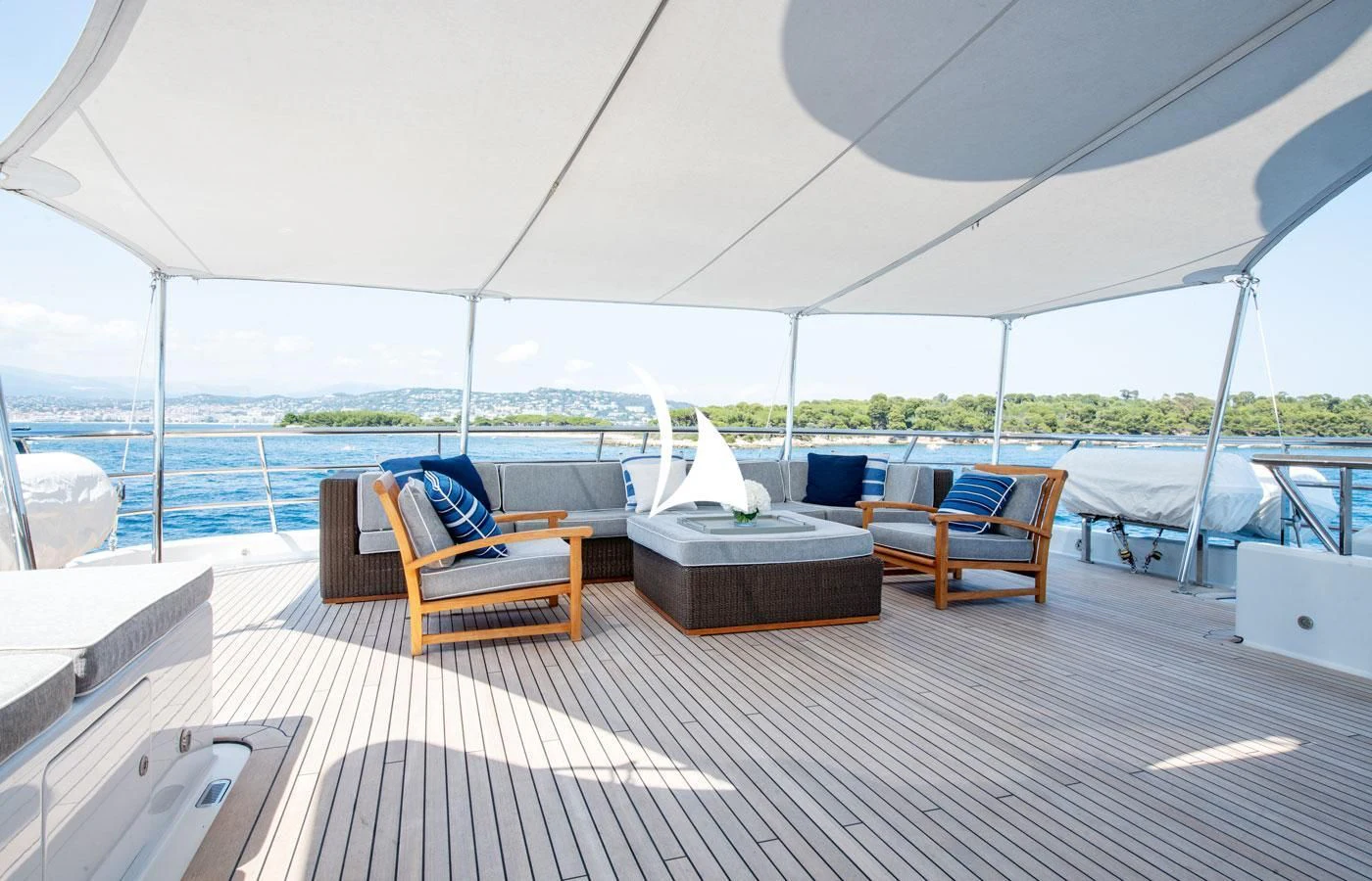 a room with a table and chairs aboard GRACE (YET) Yacht for Sale