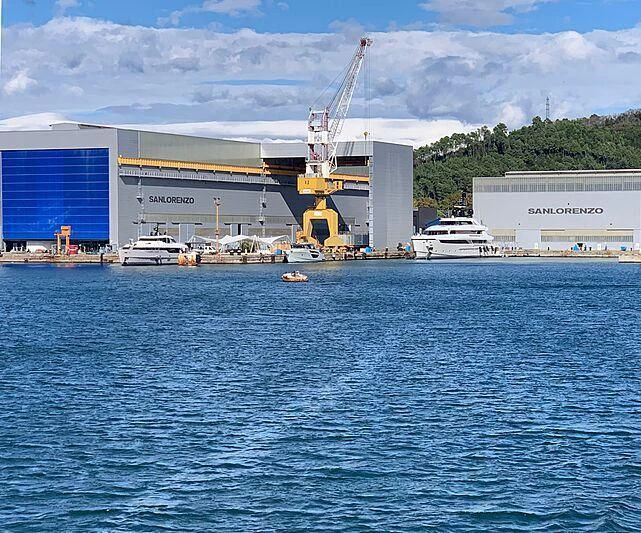 a crane on a dock aboard LEMON TREE Yacht for Charter