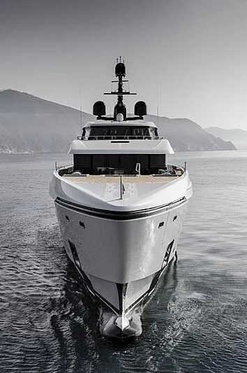 a boat in the water aboard LEMON TREE Yacht for Charter