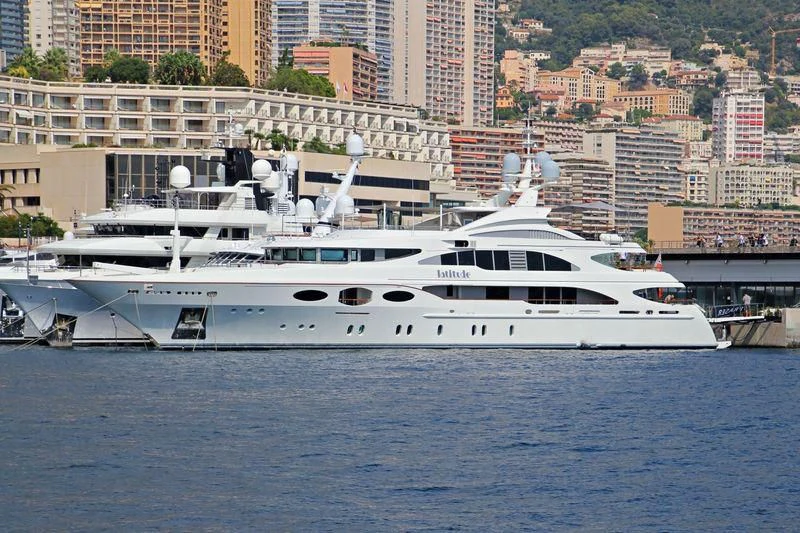 a yacht in the water aboard LADY BRAVE Yacht for Sale