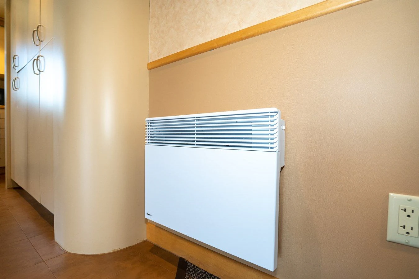 a white door with a vent aboard DRAGONFLY Yacht for Sale