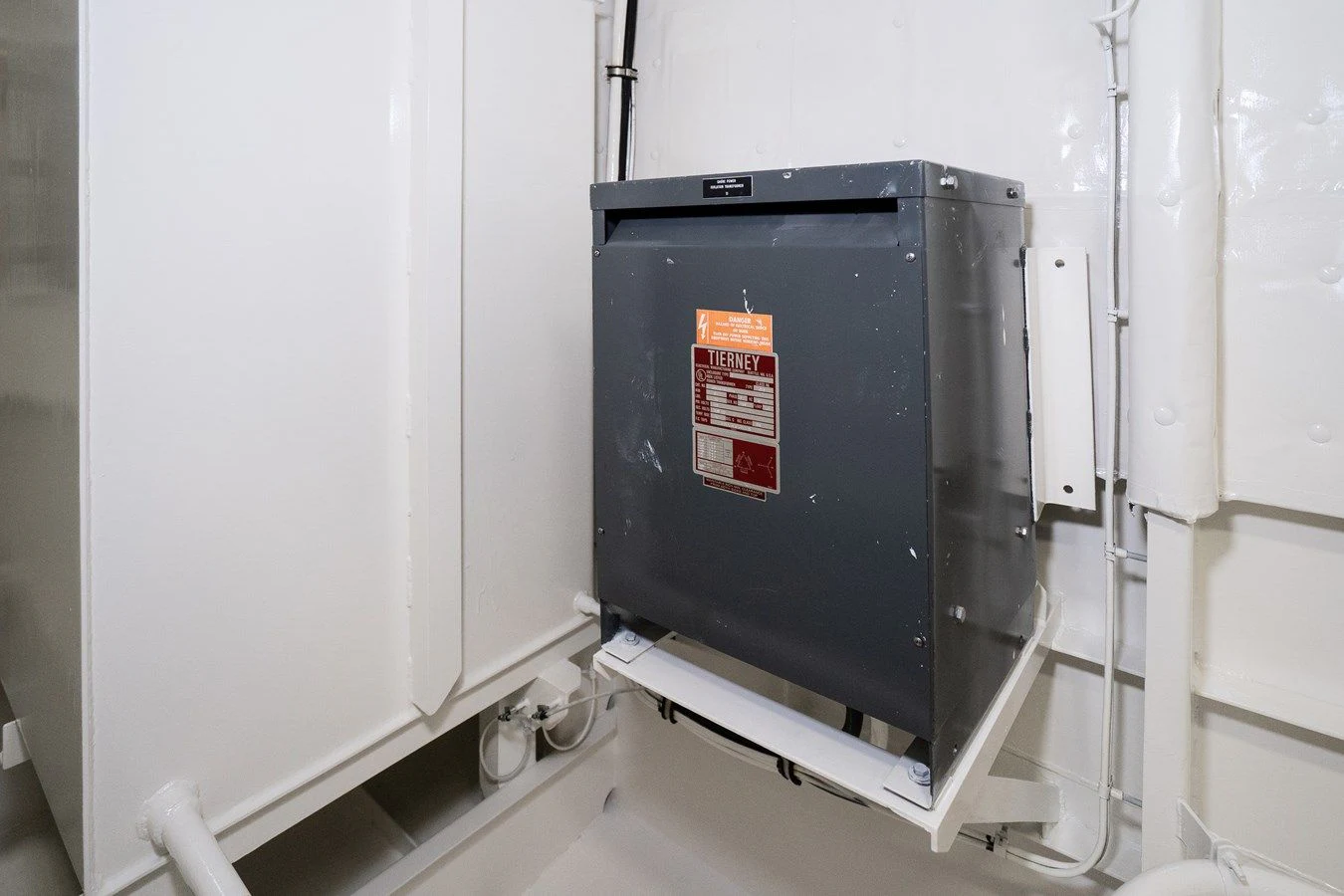 a machine in a room aboard DRAGONFLY Yacht for Sale