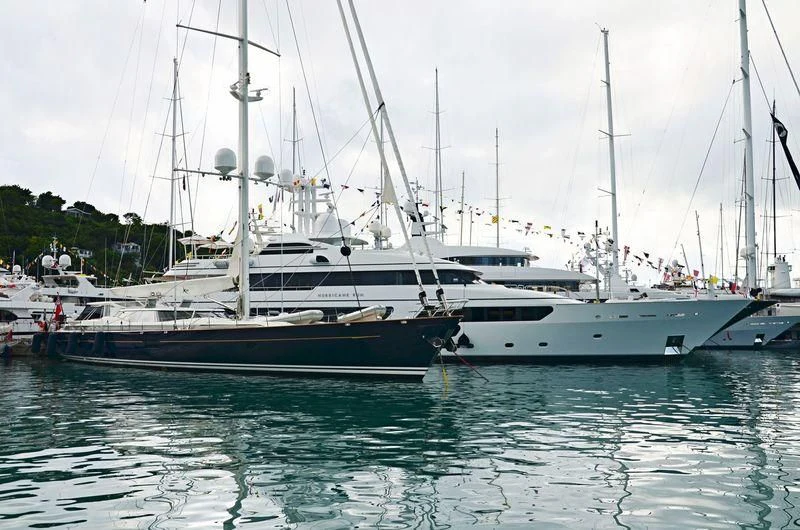 several boats in the water aboard HURRICANE RUN Yacht for Charter