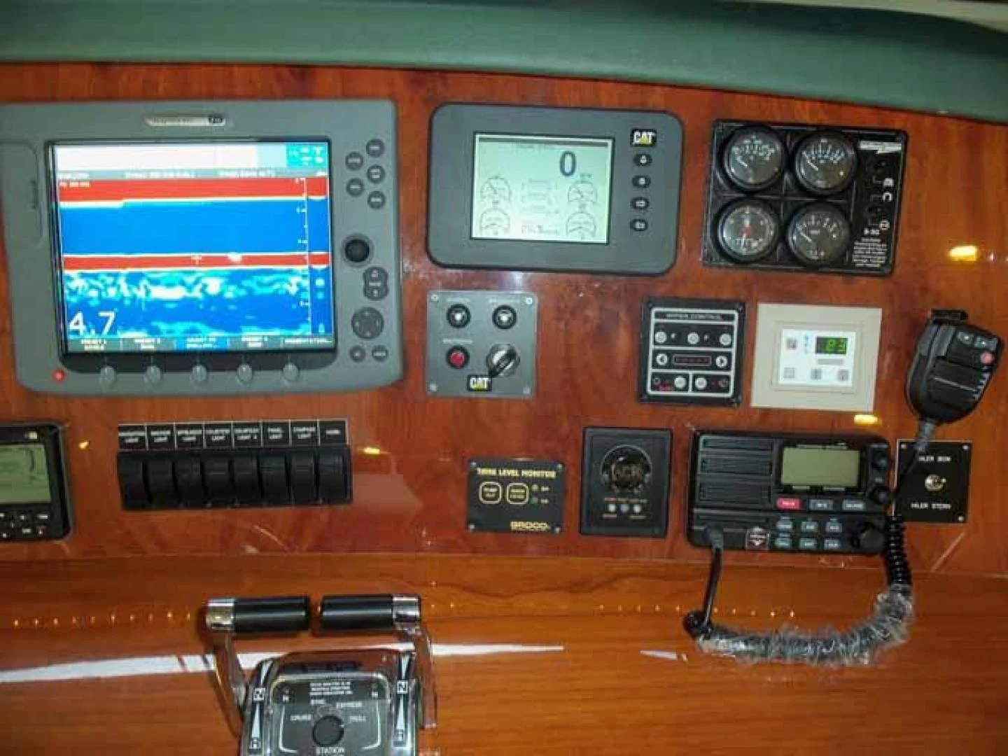 graphical user interface aboard DOLCE VITA Yacht for Sale