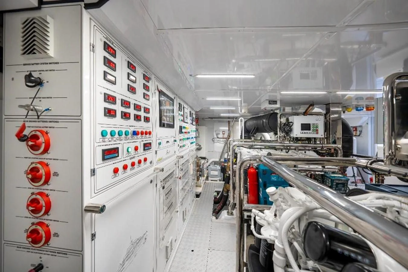 a room with machines aboard SEAESTA Yacht for Sale