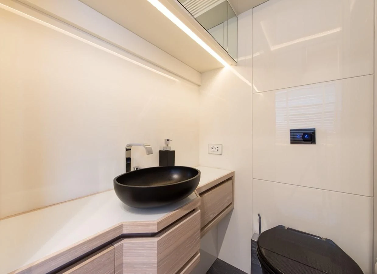 a black bowl on a counter aboard FAST & FURIOUS Yacht for Charter