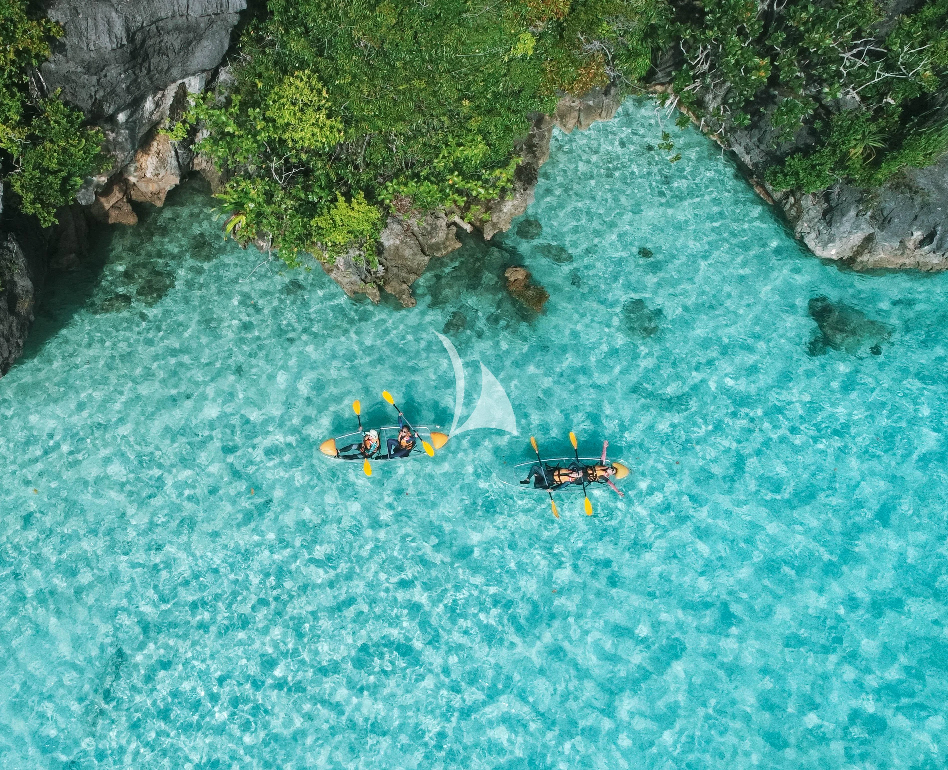 a group of boats in the water aboard KUDANIL EXPLORER Yacht for Sale