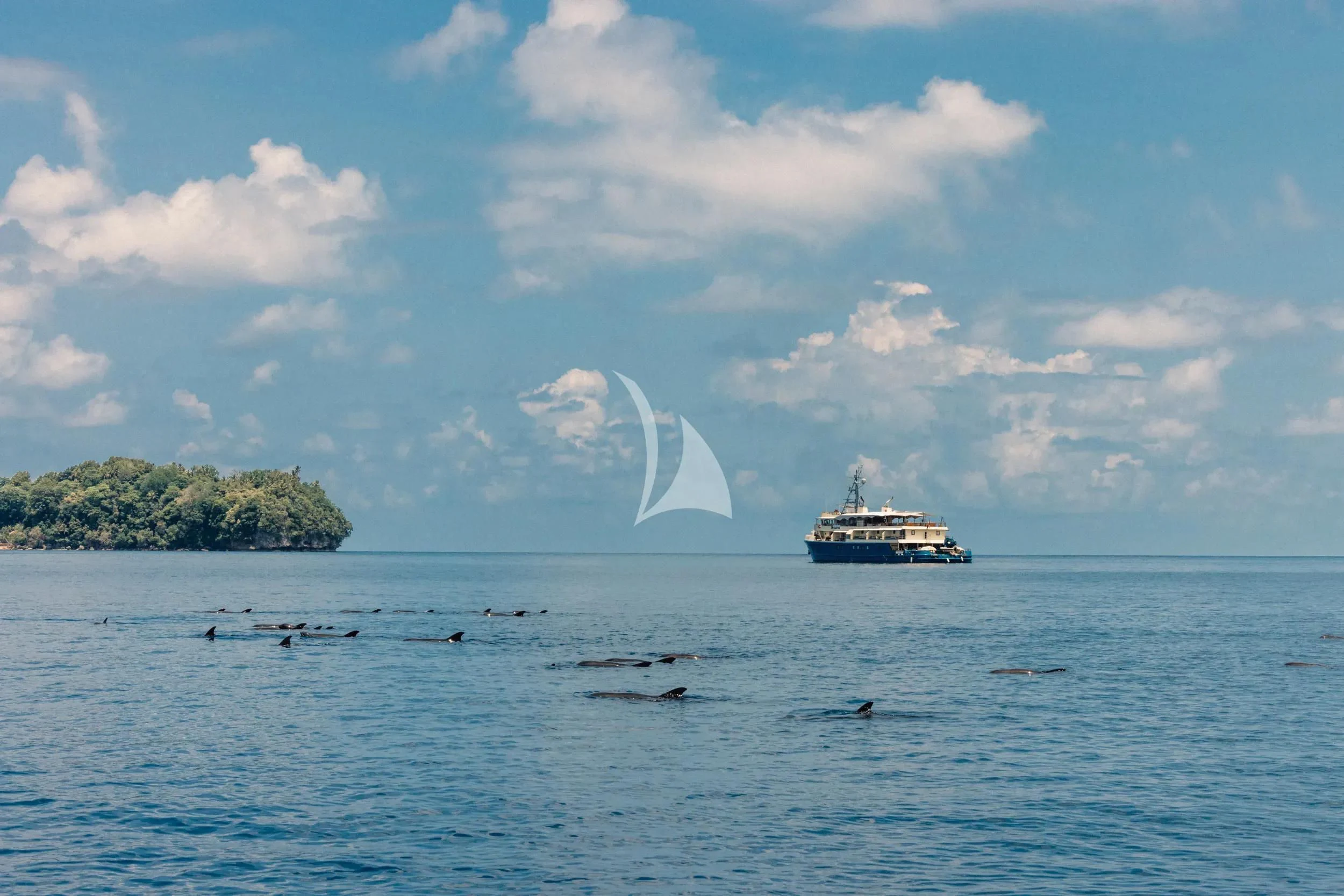 a boat sailing on the sea aboard KUDANIL EXPLORER Yacht for Sale