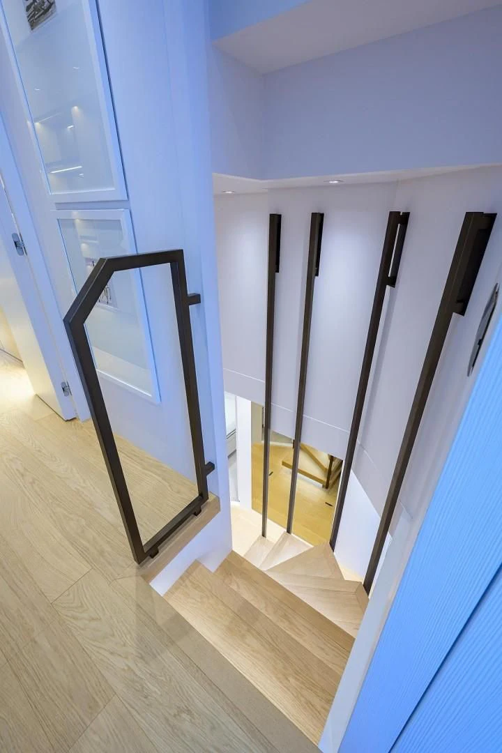 a room with blue doors aboard GATSBY Yacht for Charter