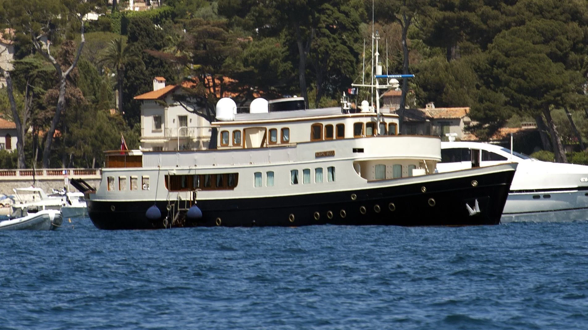 a boat on the water aboard LADY MAY OF GLANDORE Yacht for Sale
