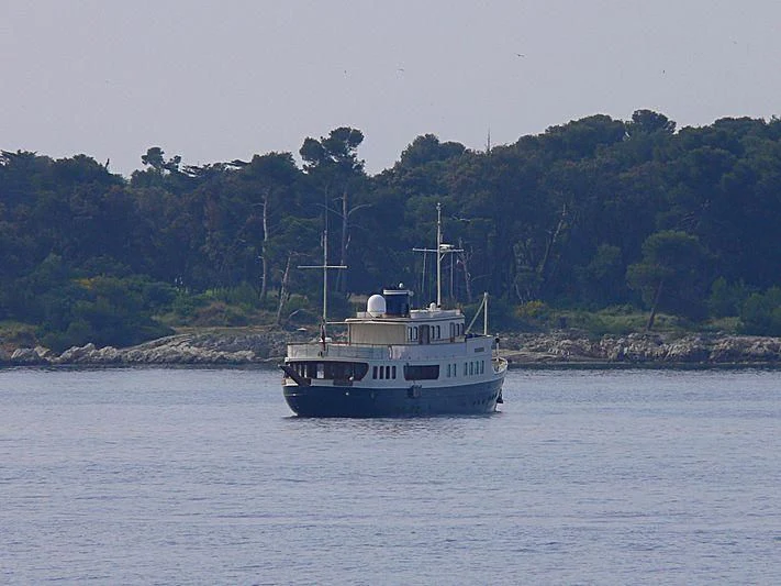 a boat on the water aboard LADY MAY OF GLANDORE Yacht for Sale