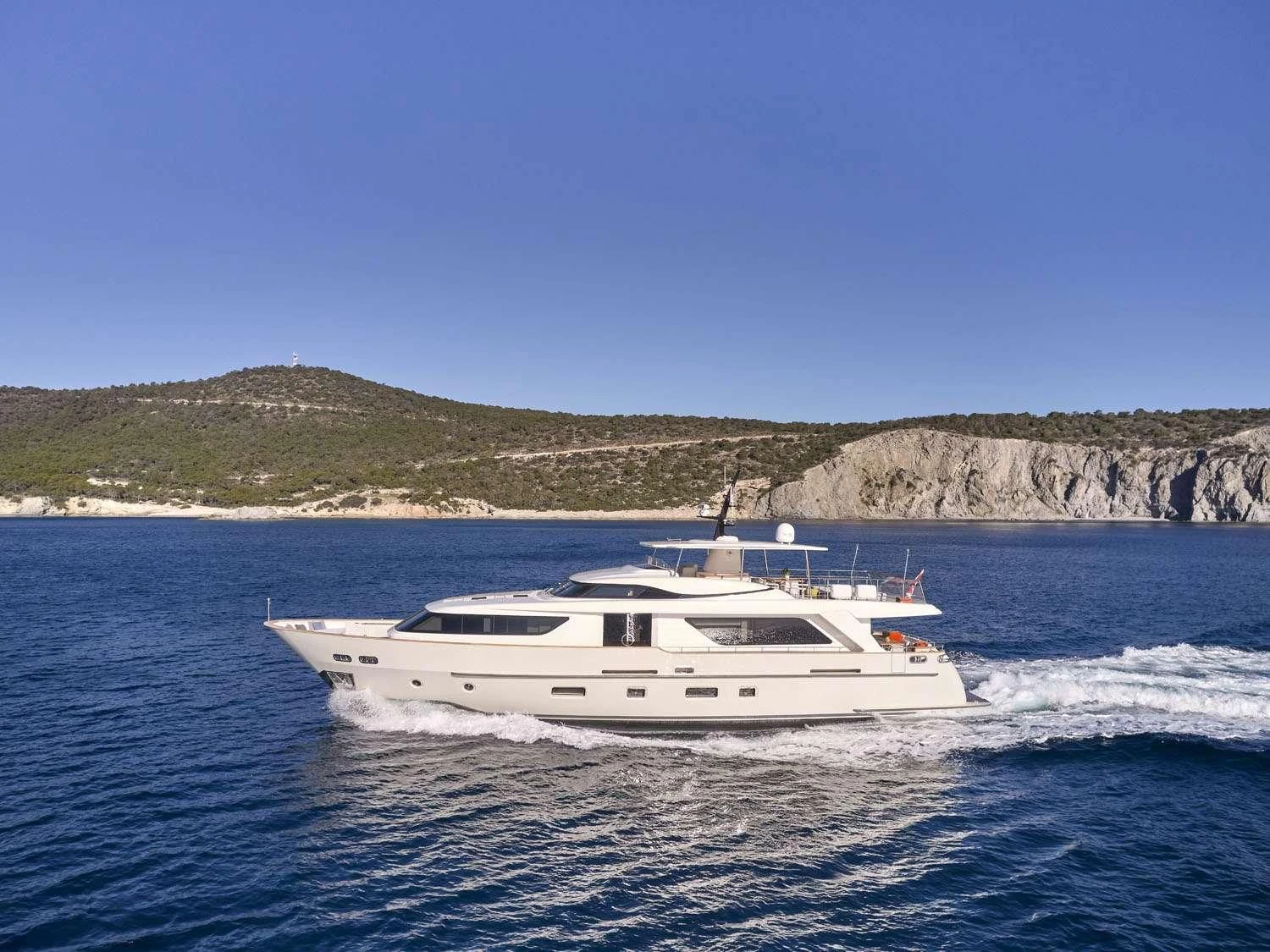 Watch Video for FLOR Yacht for Charter