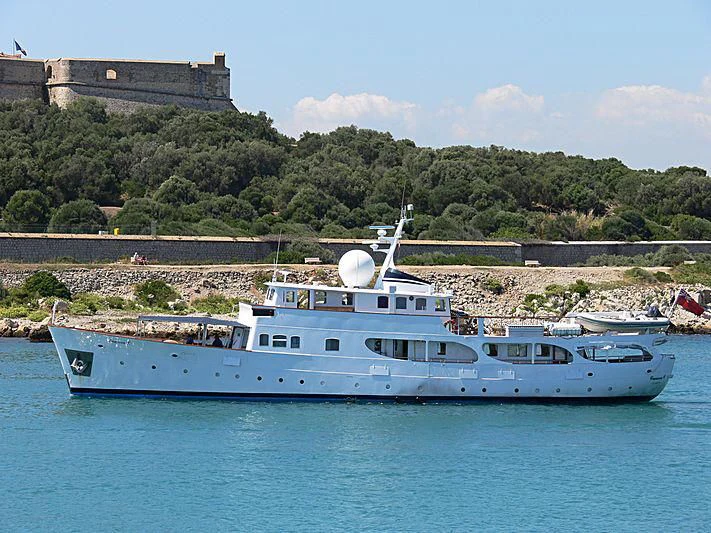 a boat in the water aboard CAMARA C Yacht for Sale