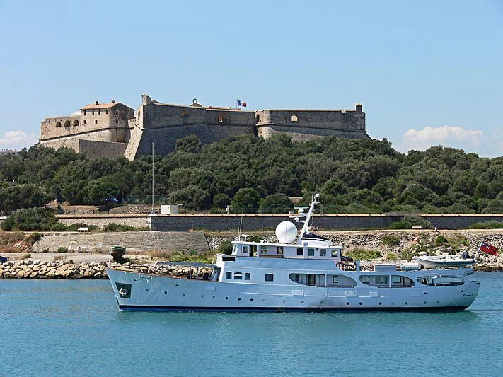 a boat in the water aboard CAMARA C Yacht for Sale