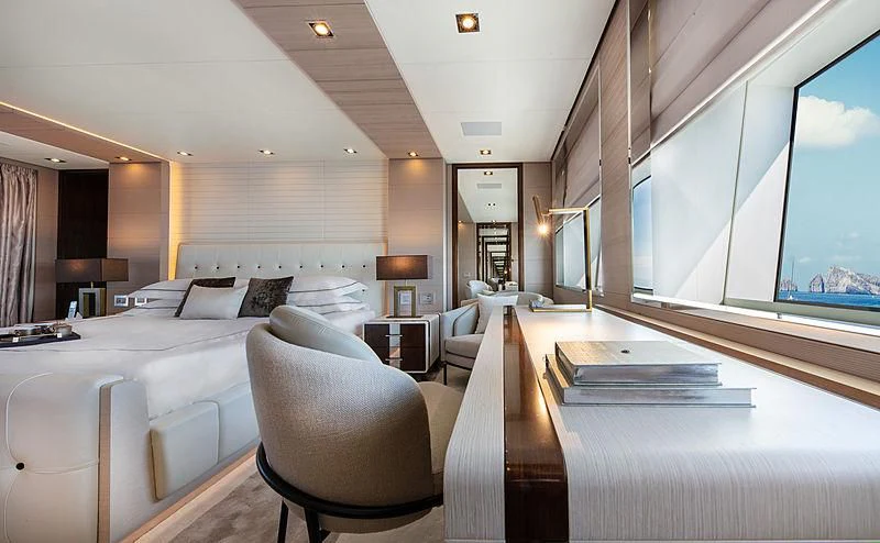 a room with a bed and a desk aboard MONT-AL LAWZ Yacht for Sale