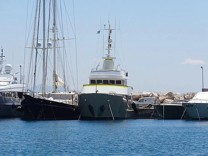 boats are parked in the water aboard LADY DIDA Yacht for Sale
