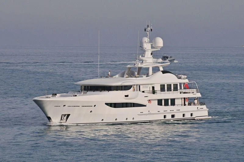 a white boat in the water aboard LA MIRAGE Yacht for Sale