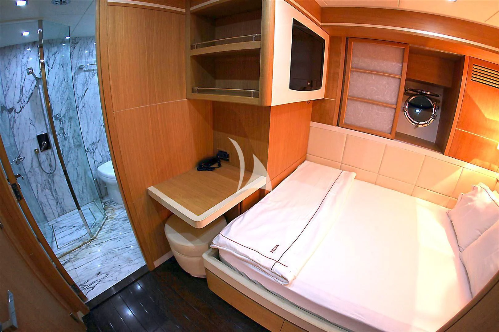 a bathroom with a bathtub and sink aboard ZELDA Yacht for Sale
