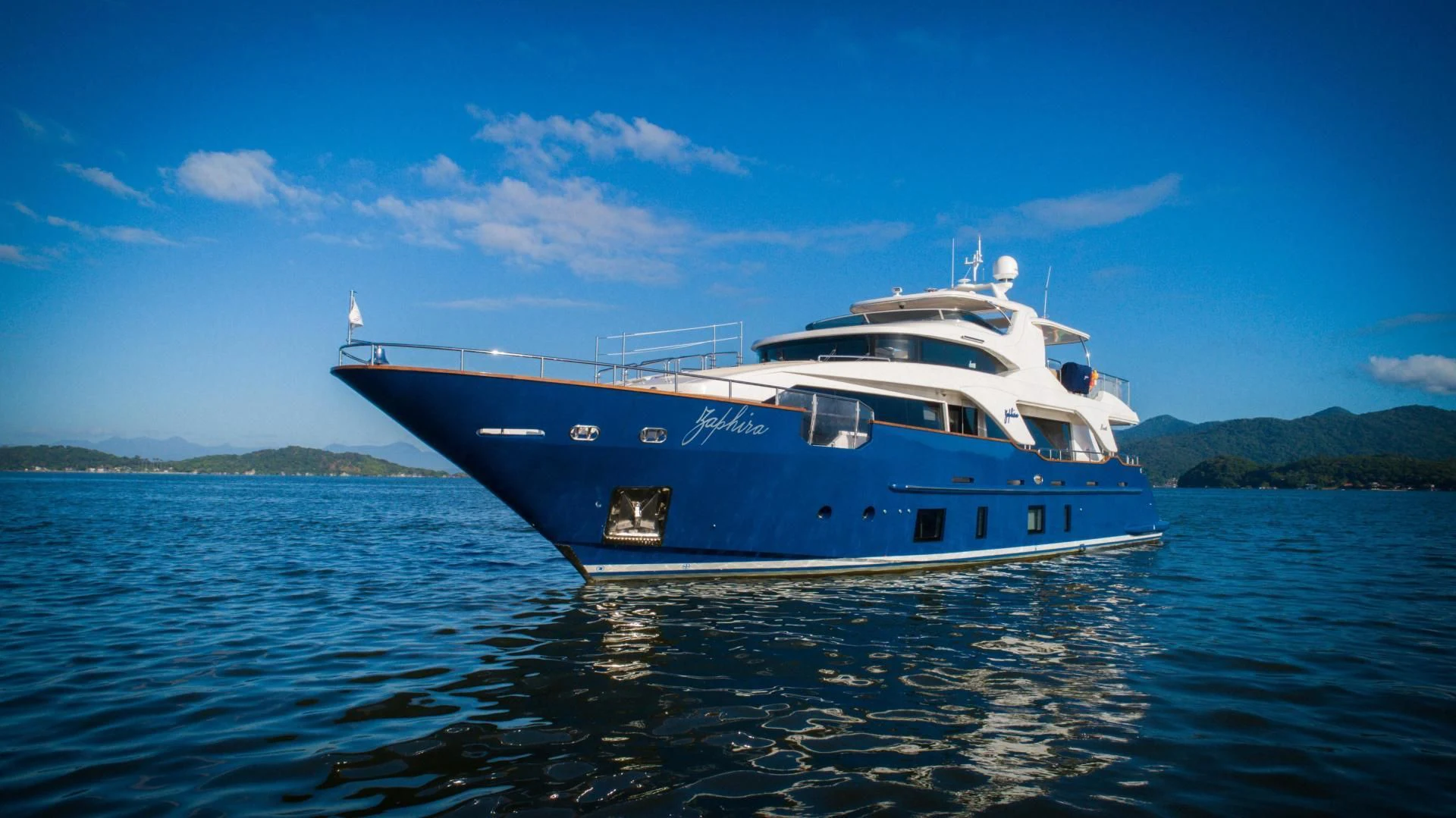 a boat in the water aboard BLUE BAY Yacht for Sale