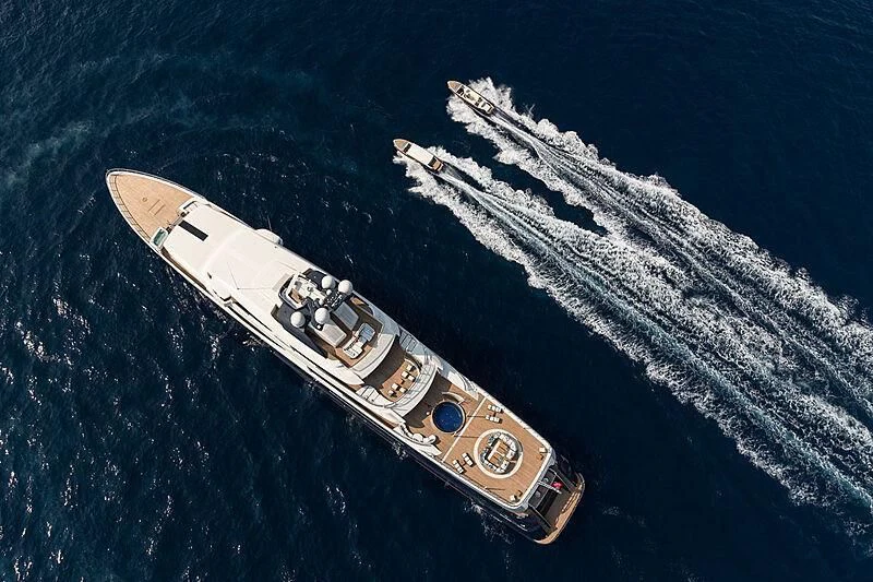 a space ship in the ocean aboard DRAAK Yacht for Sale
